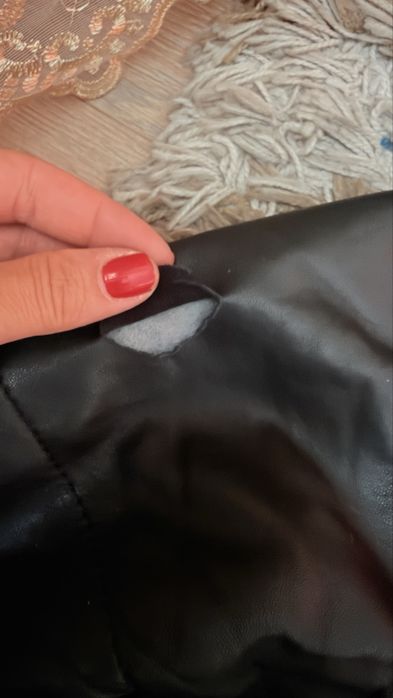 Кожаные куртки с деффектами