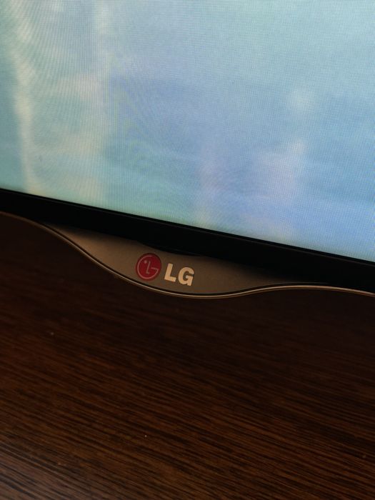 Телевизор LG 65UB980V-ZA.