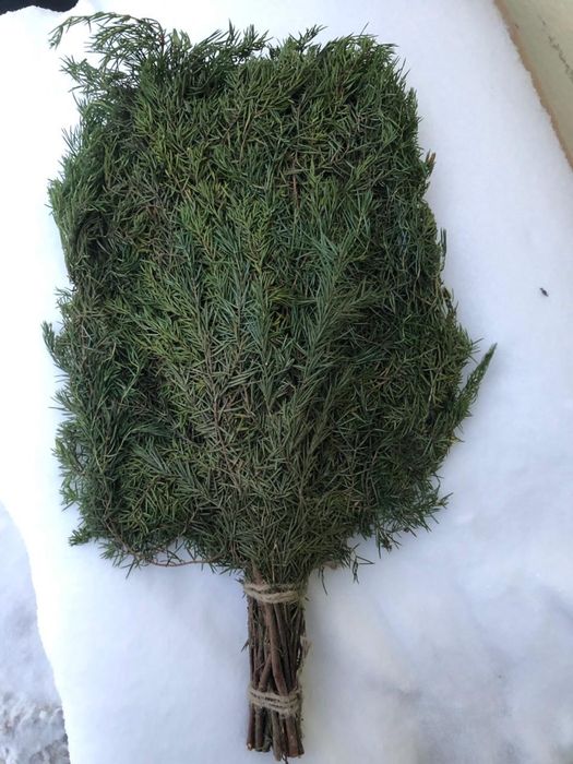 Свежие банные веники