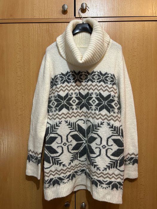 Дамски зимен пуловер