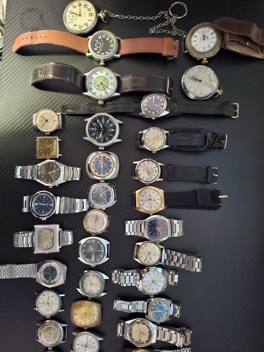 Лот от часовници - механични и кварцови