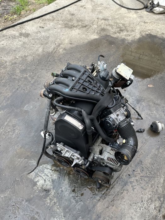 Двигатель Фольксваген Шаран 2.0