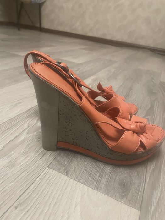 Обувь кожанная, в отличном состоянии