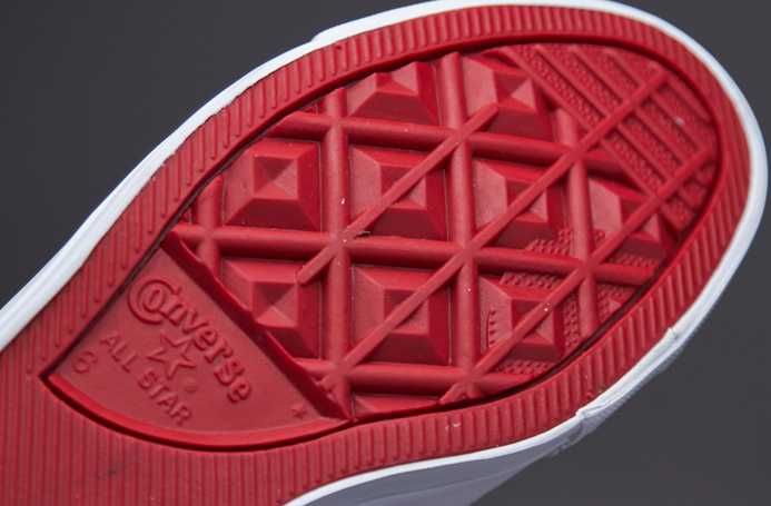 %ПРОМО% CONVERSE № 36/37 – Дамски кецове "CHERRY PRINT HI TOPS" нови