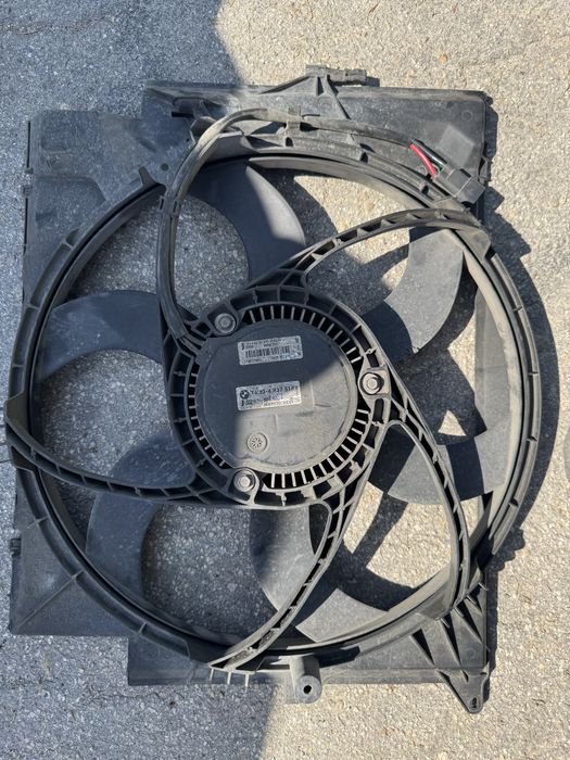 Перка за BMW E90/91  320d охладителна