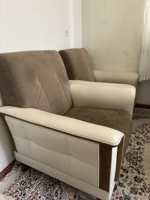 кресло , 2штуки , без дефектов