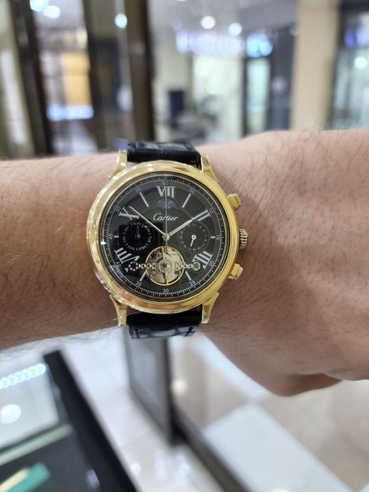 Продам Золотые часы Картье, механические с автоподзаводом