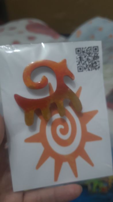 Этноброшь, дерево