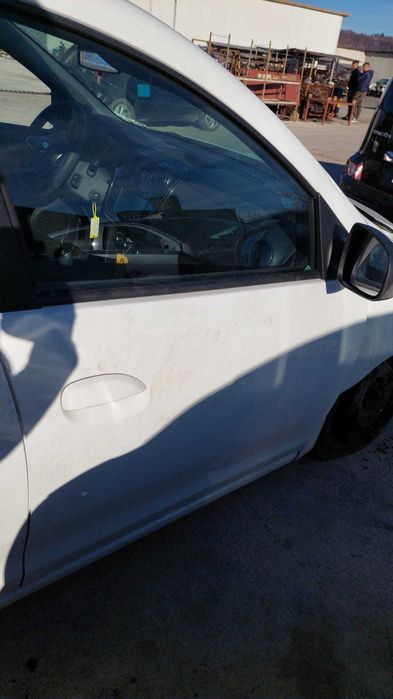 Usi Dreapta Fata/Spate Dacia Sandeor 2012