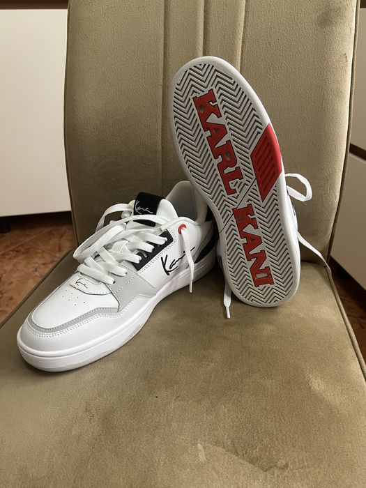 Vand papuci KARL KANI