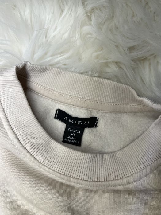 Блуза с ефектен гръб