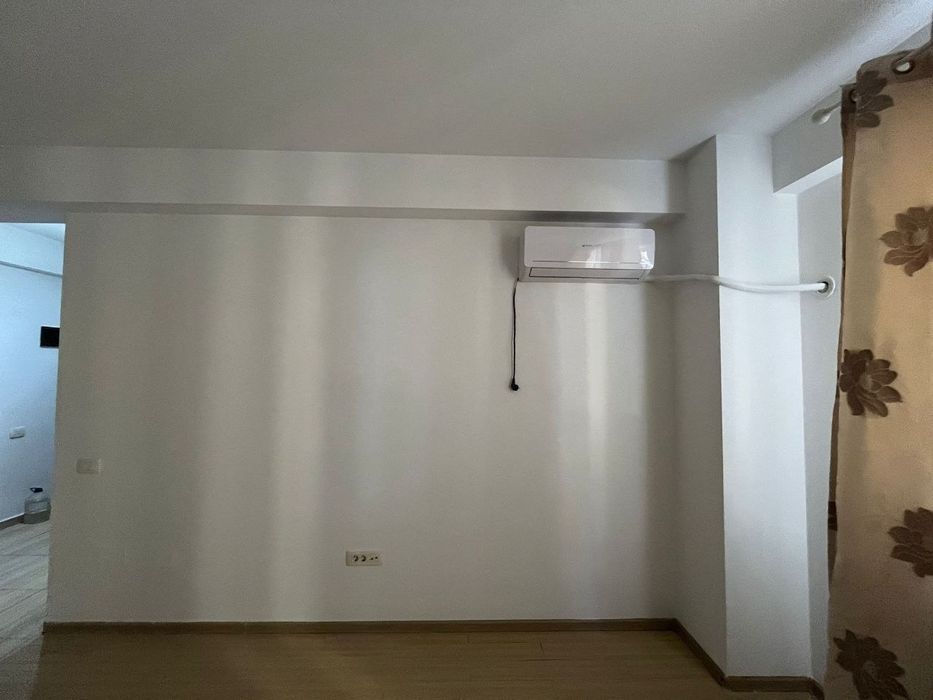 Închiriez apartament cu doua camere