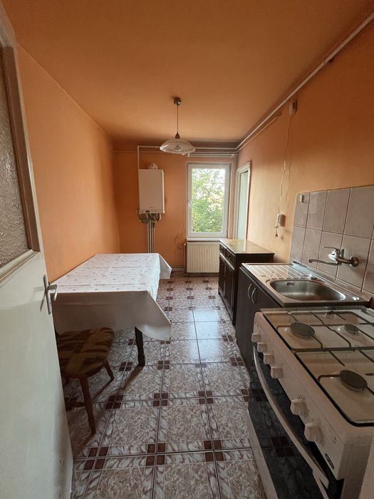 Apartament 3 camere Tudor str Muncii