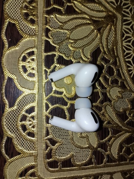 AirPods Pro б/у.