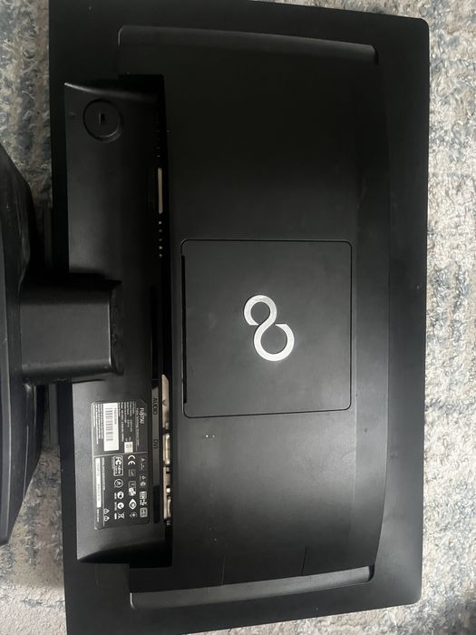 Монитор Fujitsu 60 гц
