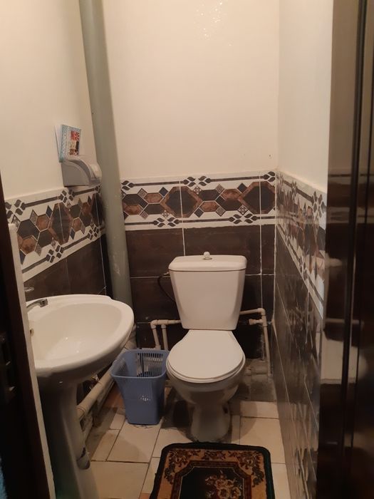 Квартира сотилад Термез центрдан 4этажка 3 хоналик