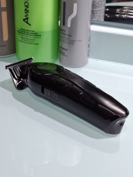 Машинка для стрижки. Тример.