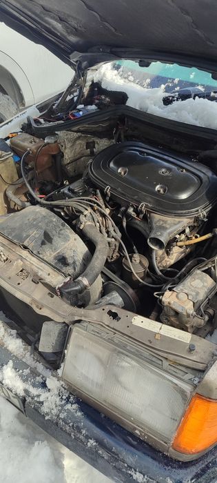 Мерседес. 600 000