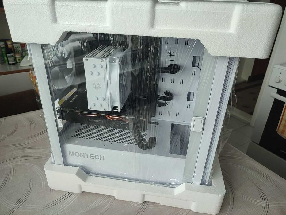 Компютър Ryzen 5 / B450 / 16GB RAM / SSD / RX 570 / Гаранция