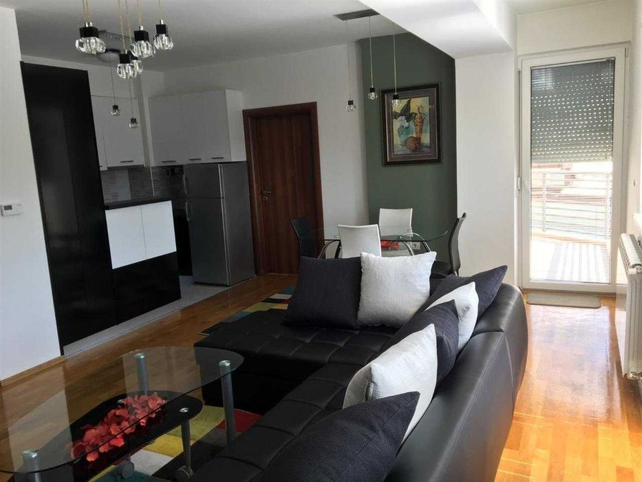 Двустаен имот в Център-НДК