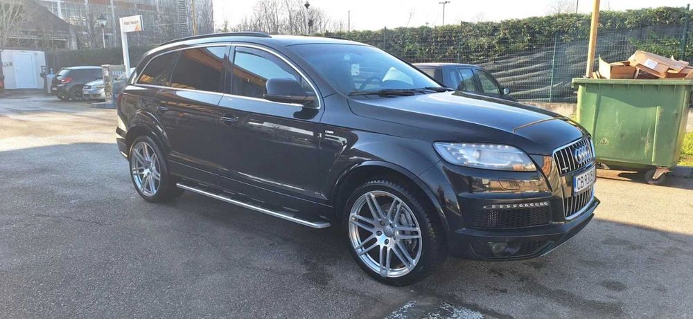 Audi Q7 4.2 TDI в отлично състояние