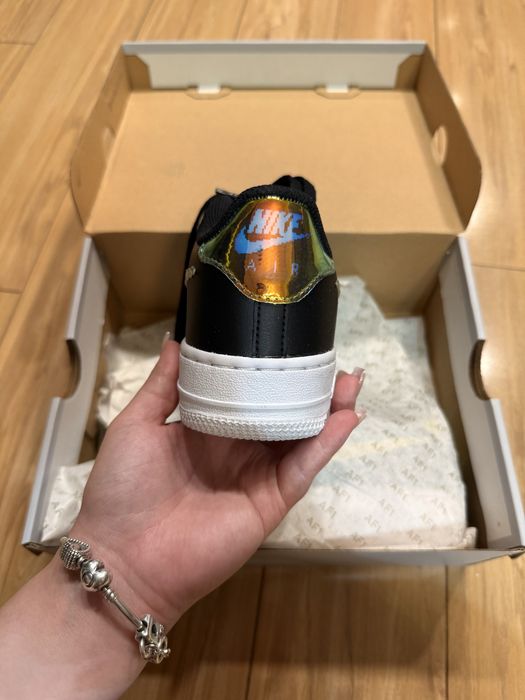 Nike Air Force 1 holografici marime 36,5