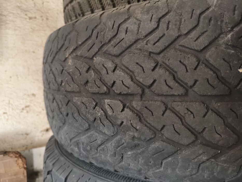 Продам резину б/у