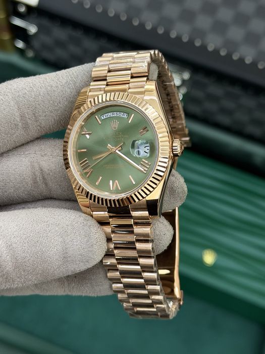 Rolex Day-Date 40 Everose Gold – Olive Green Dial