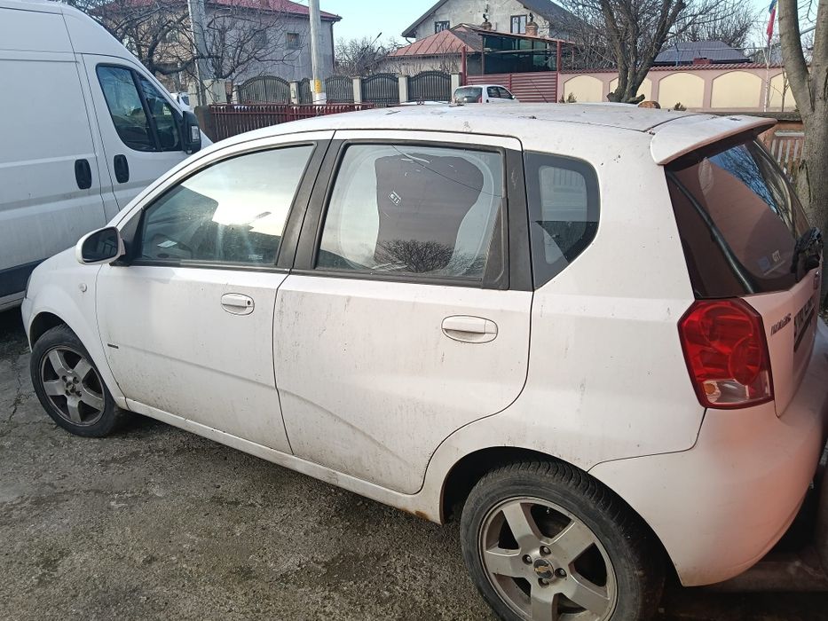 Vând Chevrolet Kalos