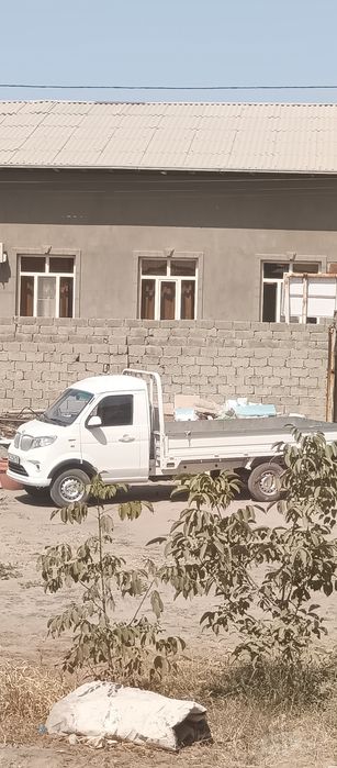 Musir musor chiqindi tashish xizmati