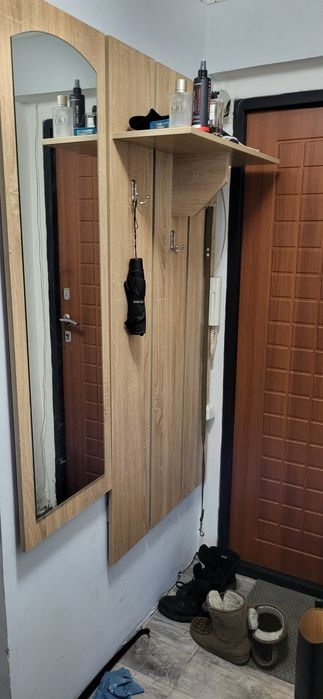 Продам прихожую в отличном состояние