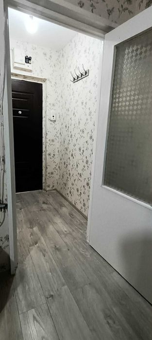 Închiriez garsonieră - zona Malu Rosu