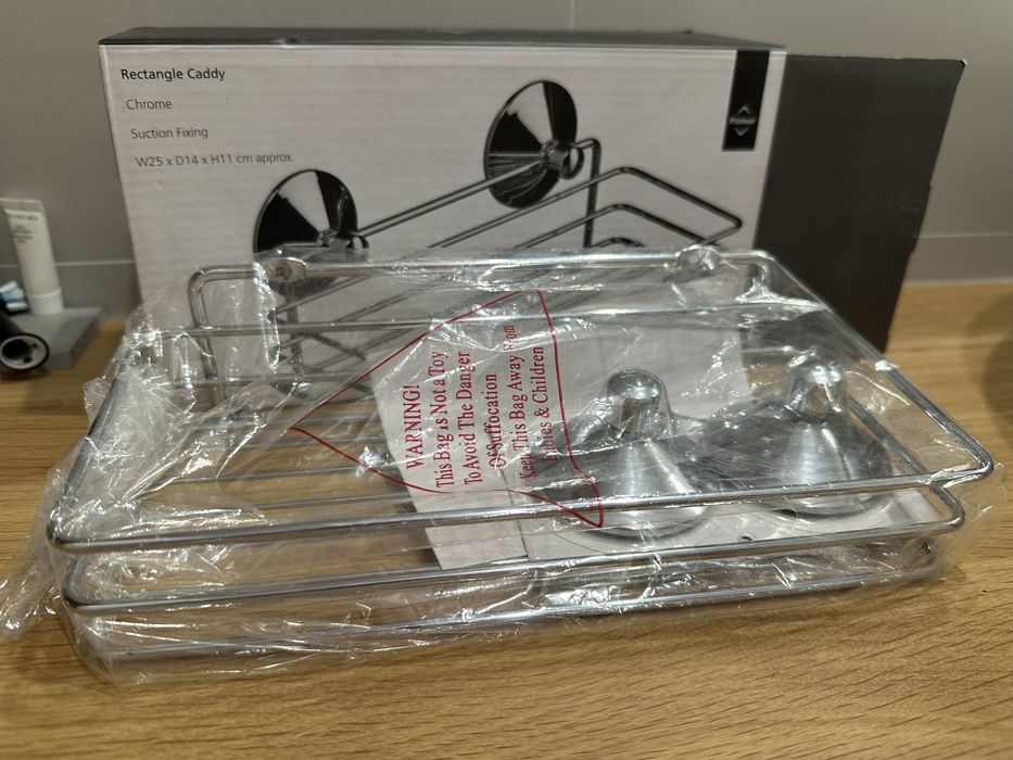 Polita metalica Premier UK, cu sistem de fixare cu ventuze, noua