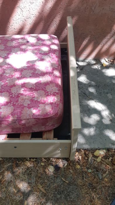 Кровать  одноместный