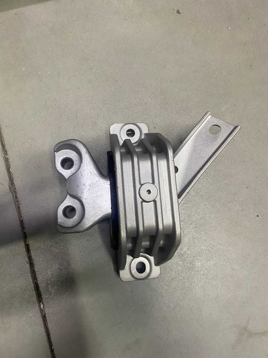 Жетур х70 подушка правый Jetour X70