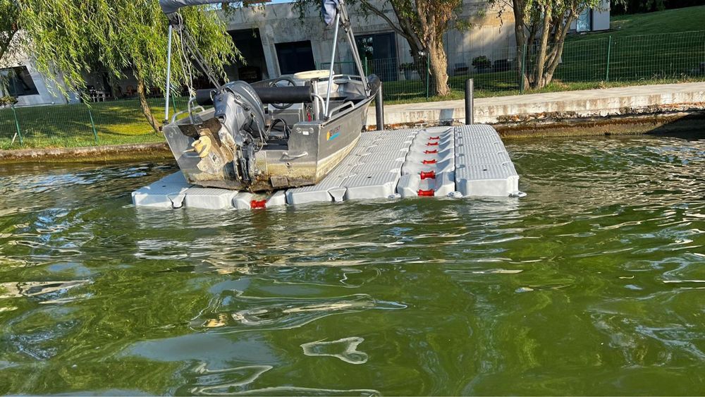 Ponton plutitor modular pentru skijet seadoo