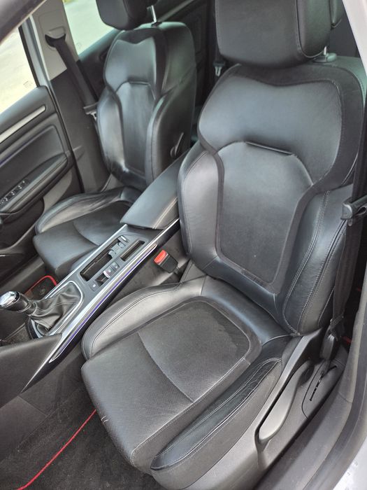 Interior scaune piele si alcantara renault Megane 4 hatchback bose