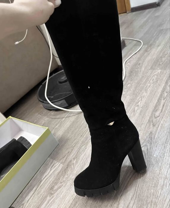 Сапоги зимние на каблуке