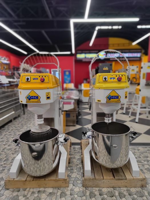 Миксер планетарный промышленый