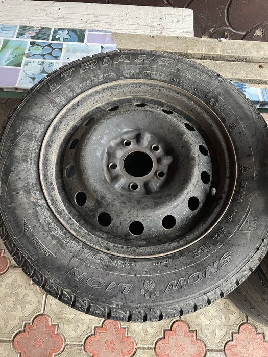 Зимний балон с дисками в хорошом состояние