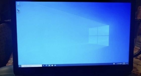 Продавам лаптоп - HP ZBOOK G2 17"