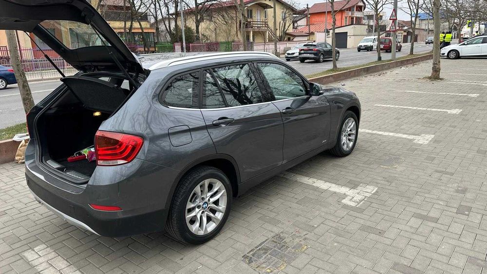 BMW X1 2014 — imagine 3