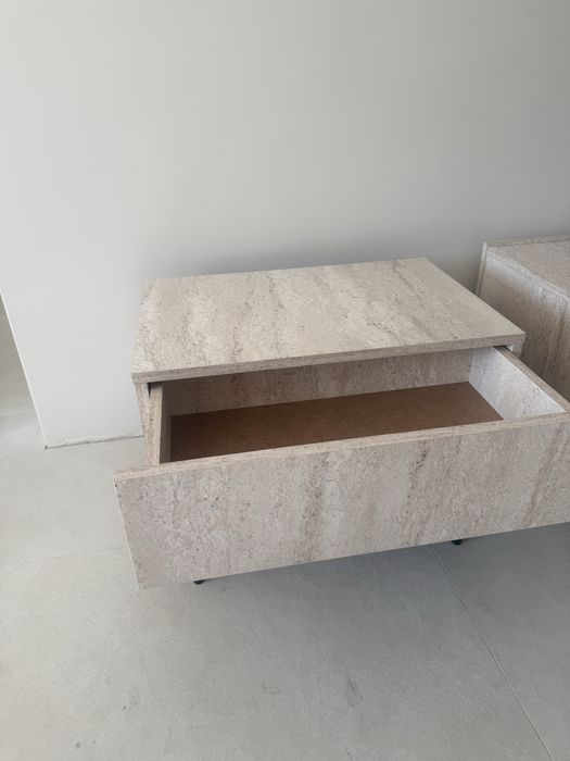 2 бр. нощни шкафчета