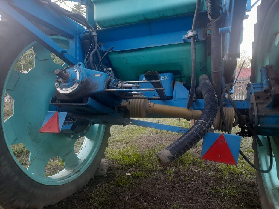 Dezmembrez instalație de erbicidat Berthoud Major