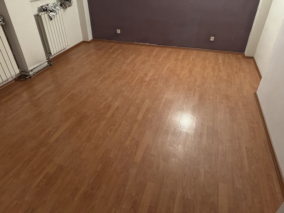 Parchet laminat – aprox. 70 mp – stare buna