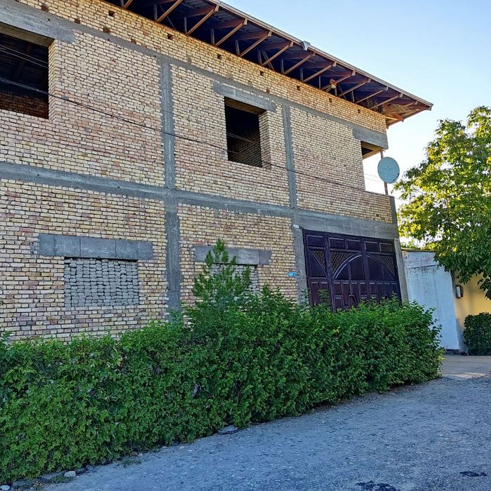 Ховли 9 сот  8 хона Дом уй жой