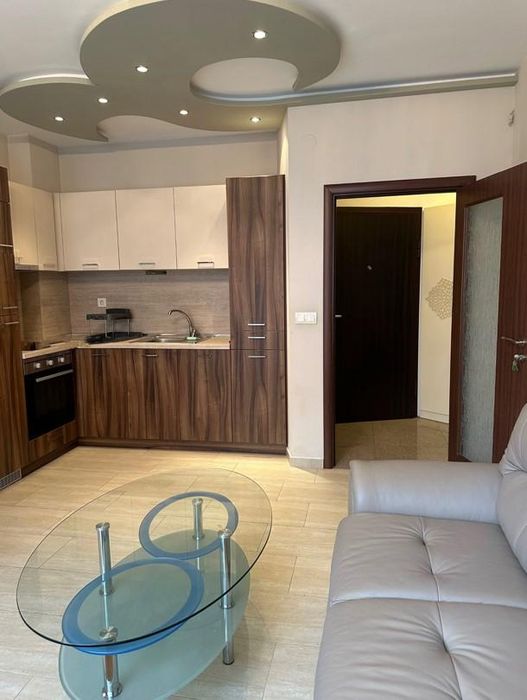 Дава се под наем Двустаен апартамент в София, Медицинска академия - 53 кв.м за 550 € - Снимка #1