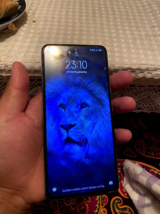 Poco f3  sroshni sotiladi