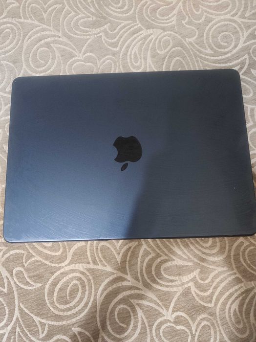 MacBook m2 air 8/256