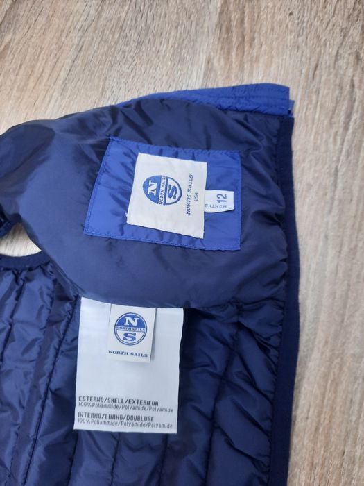 Vesta matlasata bebeluș, marca North Salis, mărimea 12 luni